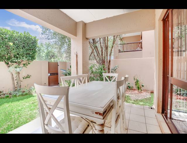 1 BEDROOM APARTMENT FOR SALE IN LONEHILL